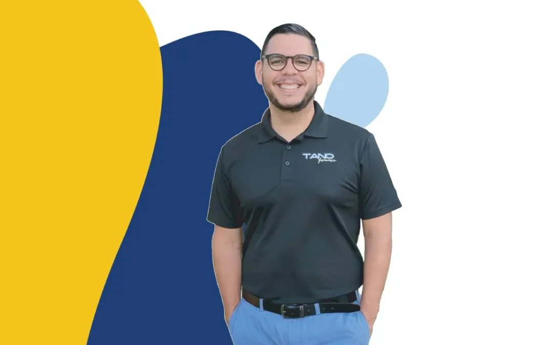 Entrevista al profesor Arnaldo Castillo en TVV