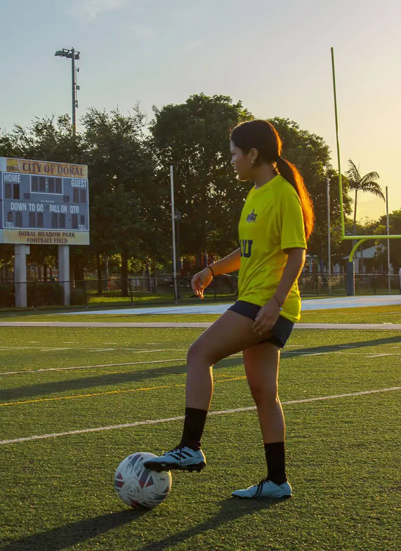 Fútbol femenino de MAU<br />
