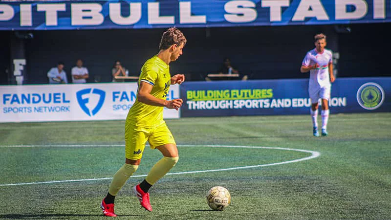 Fútbol masculino de MAU<br />
