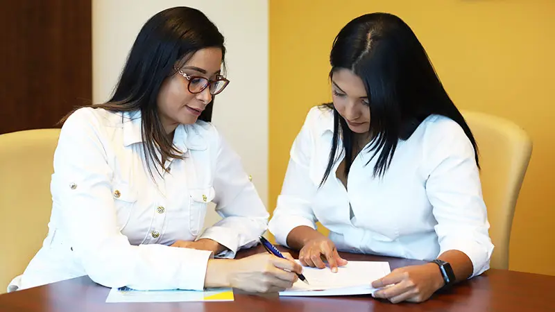 Carreras y programas empresariales de MAU: Recursos humanos