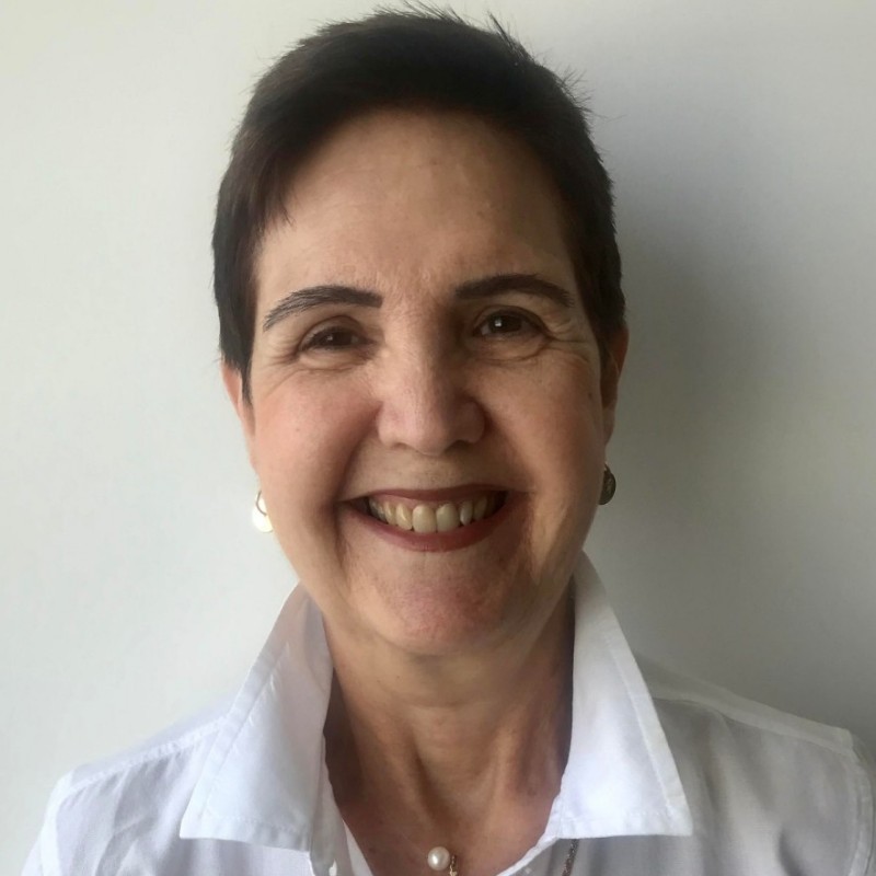 Emb. Milagros Betancourt C.